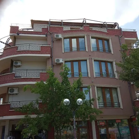 Vivas Hotel 3*